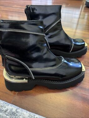 NWOT Black Patent Platform Ankle Booties with Metal Toe and Zipper Trim
